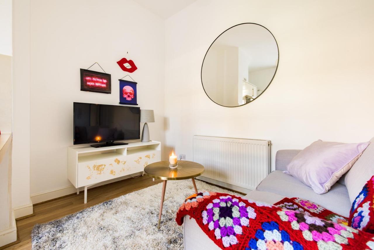 Ferienwohnung Mornington Crescent London Exterior foto